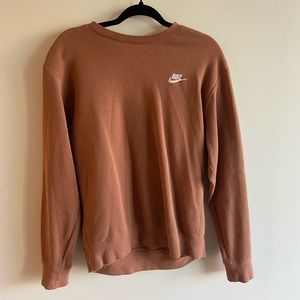 Nike women’s brown crew neck, good condition, soft fabric, fleece, Nike logo.